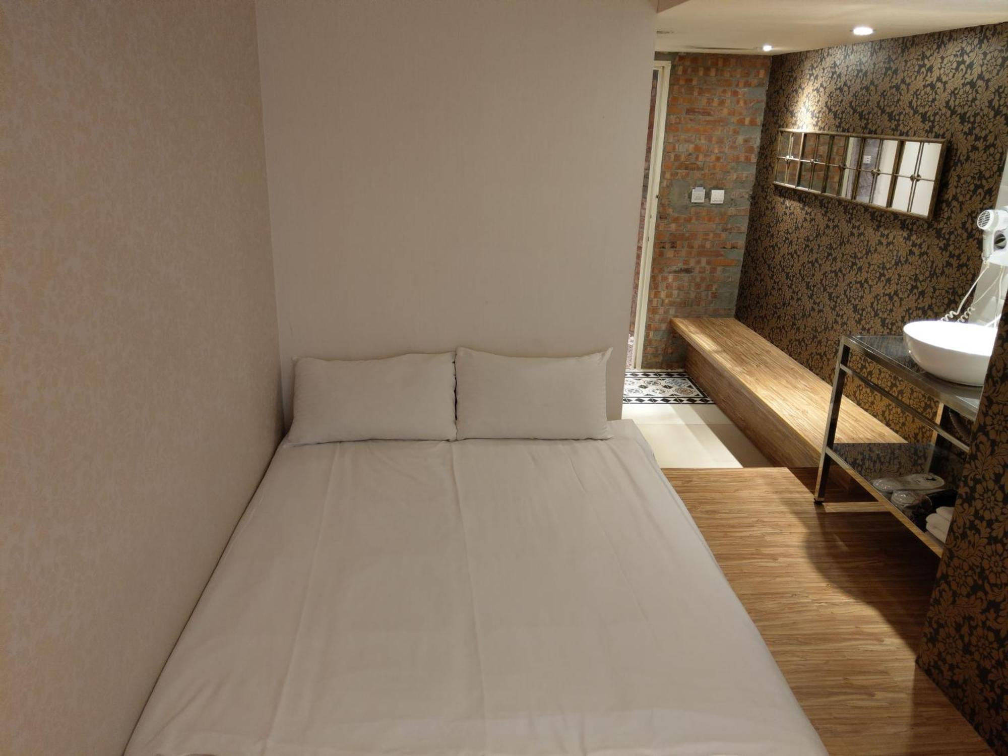 Cheers Loft Self Check-In Hotel Тайбэй Экстерьер фото