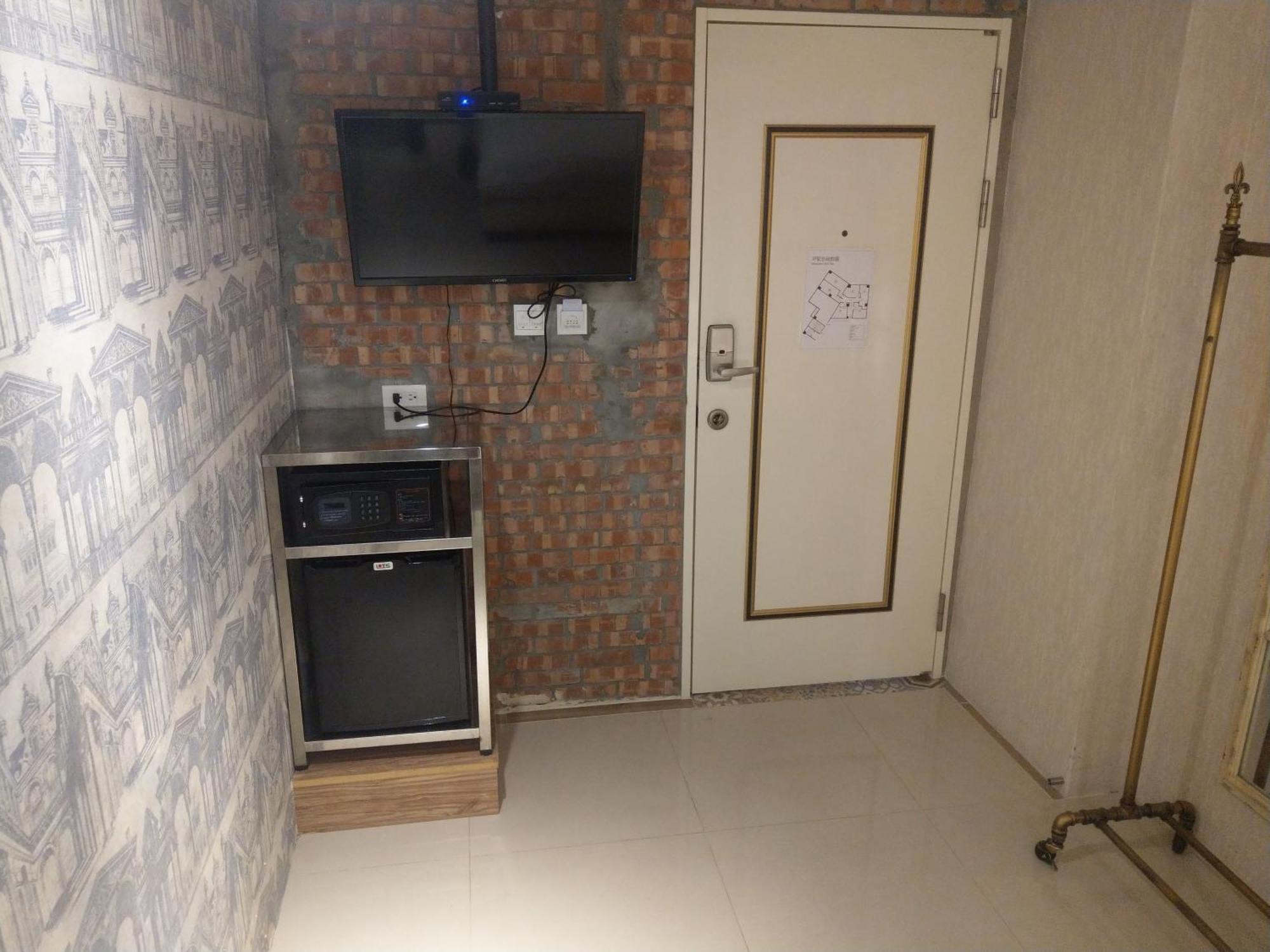 Cheers Loft Self Check-In Hotel Тайбэй Экстерьер фото